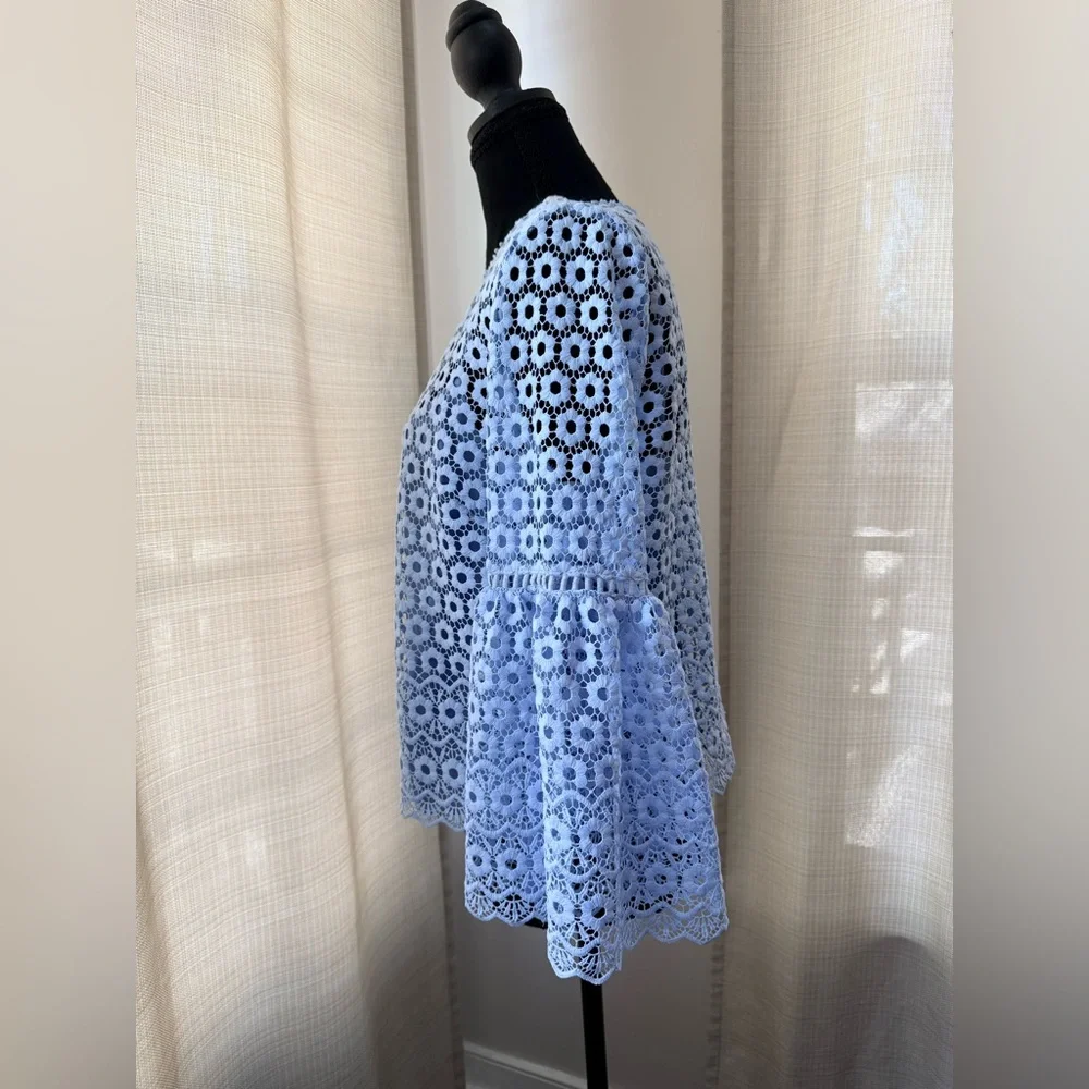J.Crew Light Blue Daisy Lace 3/4 Bell-sleeve Top Sz 4 Boho Chic Coquette Classic